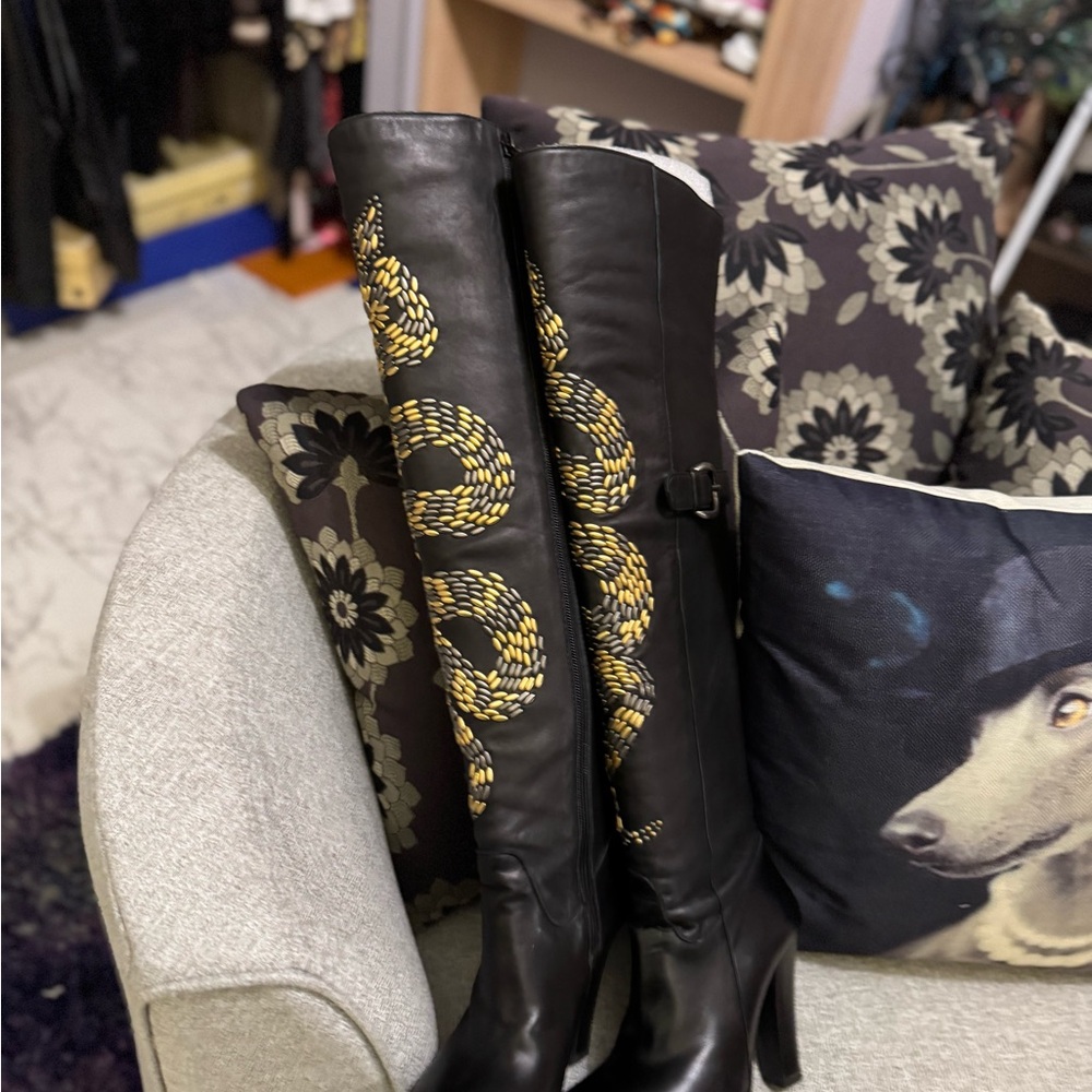 Thomas Wylde Black Leather Snake Embroidered OTK Boots — Size 6.5 - Picture 5 of 16